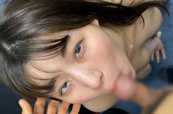 FC2PPV 4493895 【顔出し＆レビュー特典有２本詰め】面接に来た２０歳の女子〇生に本番講習＆再講習の２本ハメ撮り中出し